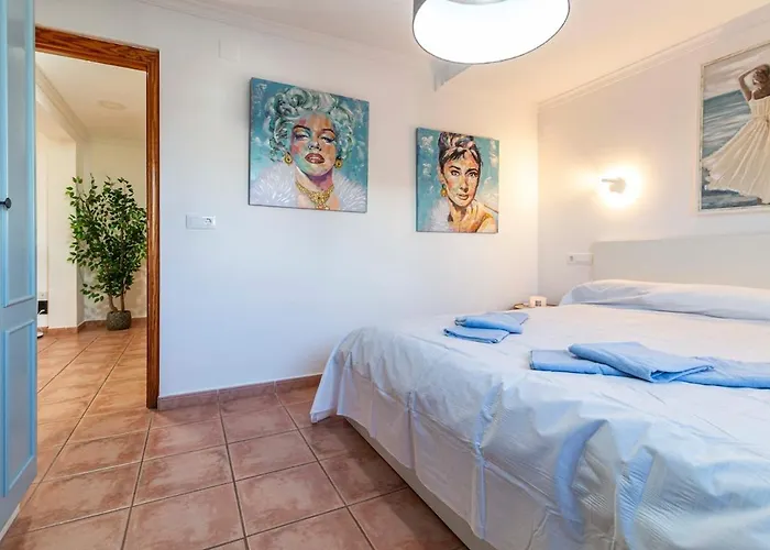 The Hideaway Σαλέ Denia